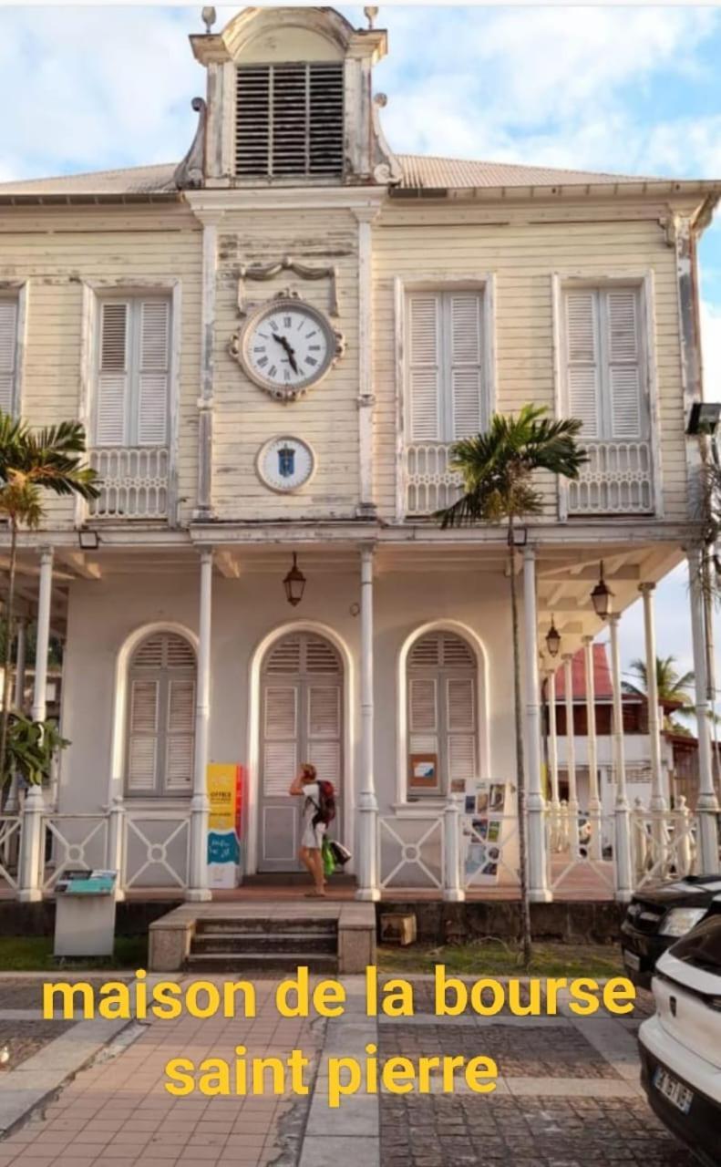 Maison Lucia Saint-Pierre Luaran gambar